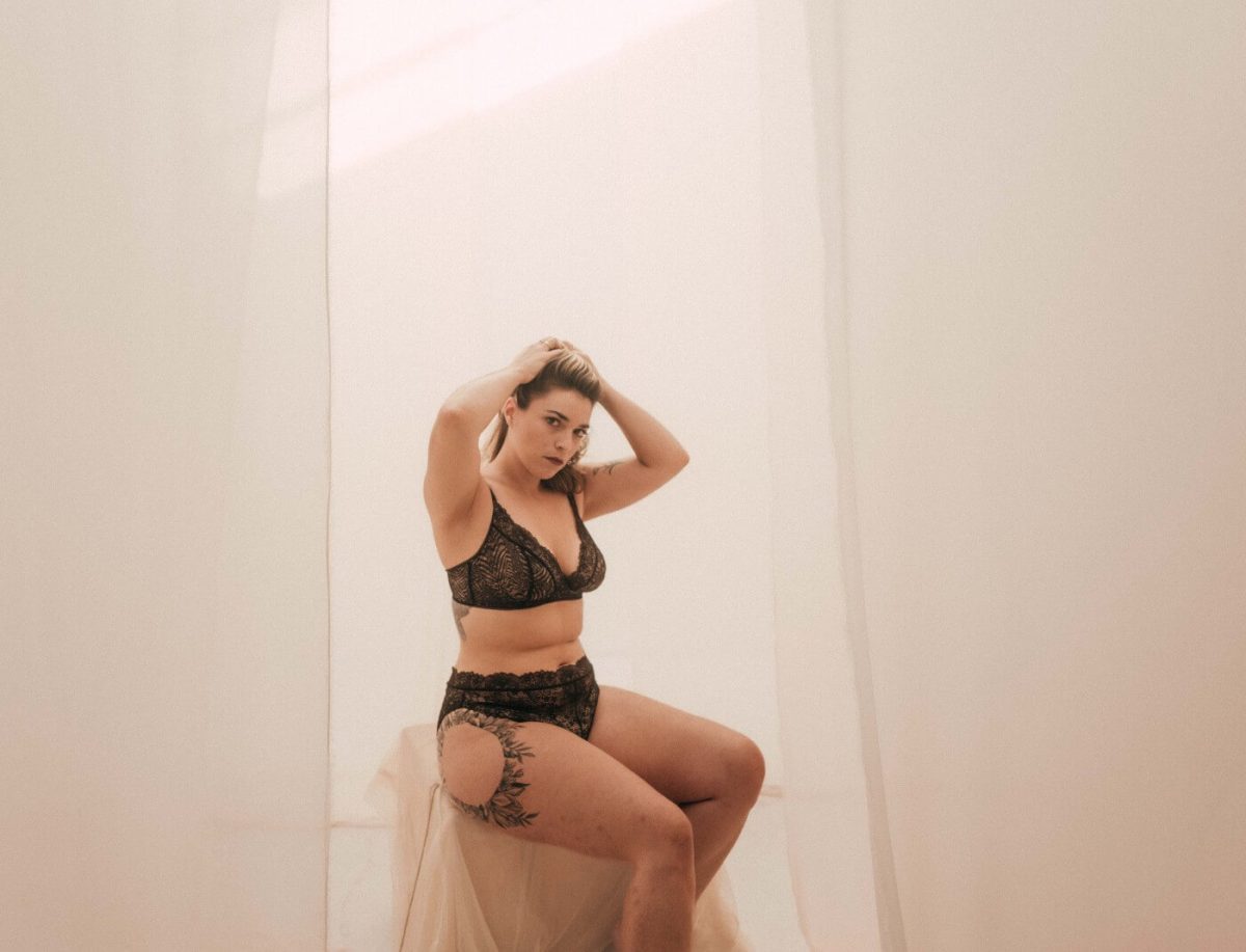 À la folie dentelle résille