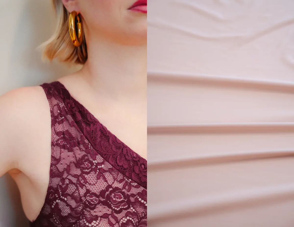 dentelle fleurie prune