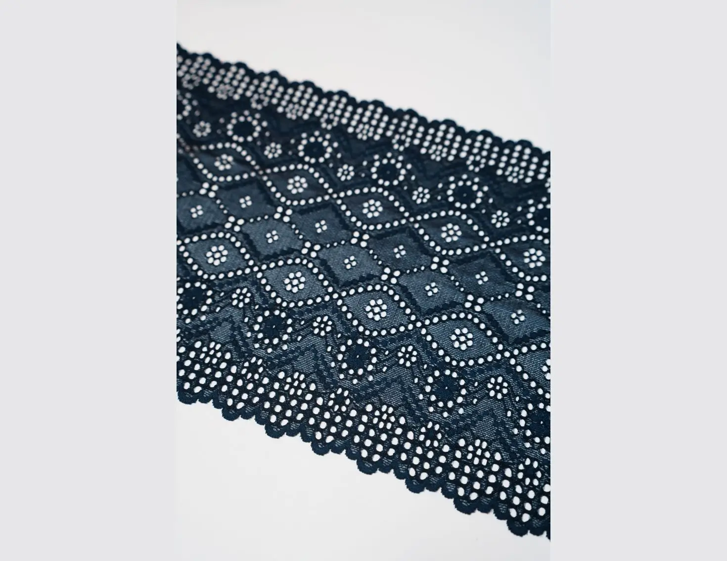 galon de dentelle terracotta (copie)