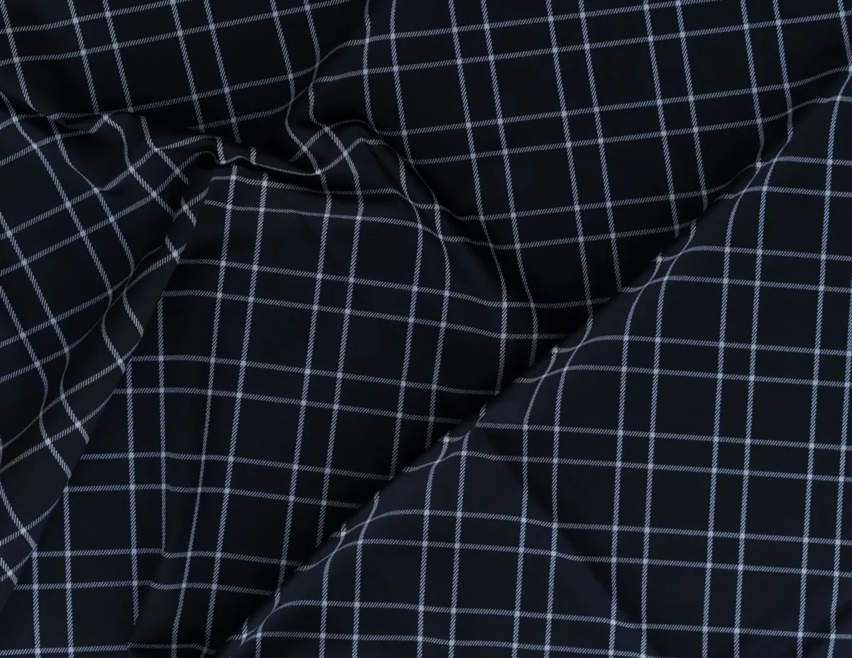 microfibre noire à carreaux