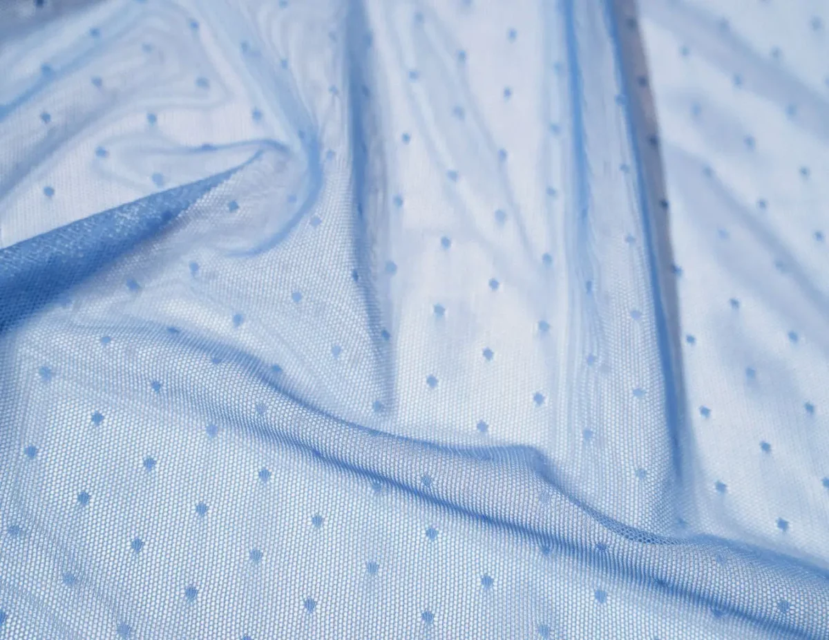 résille plumetis bleu bleuet