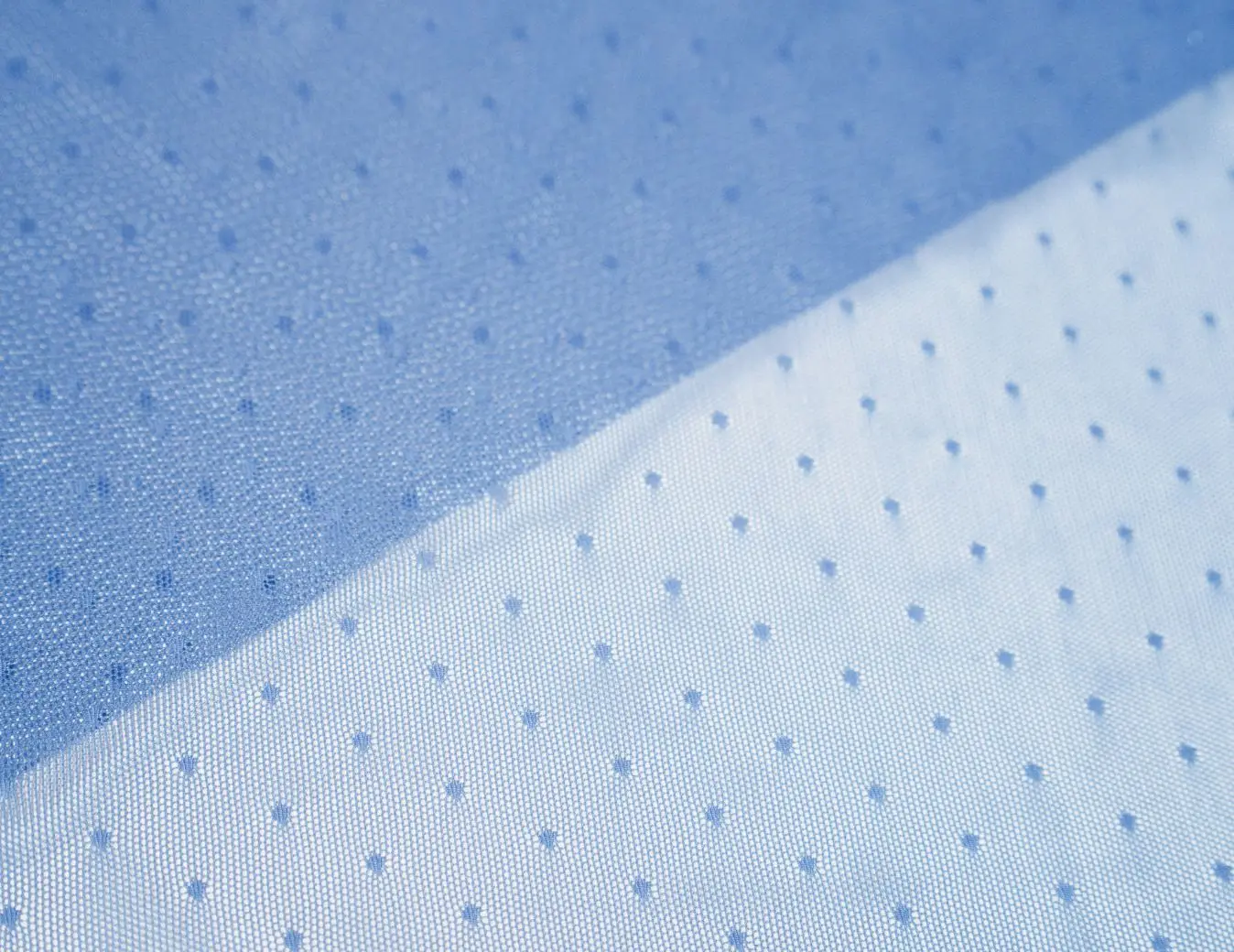 résille plumetis bleu bleuet