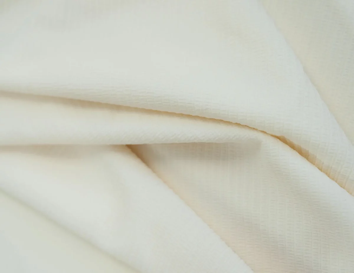 tissu maillot de bain texturé ivoire
